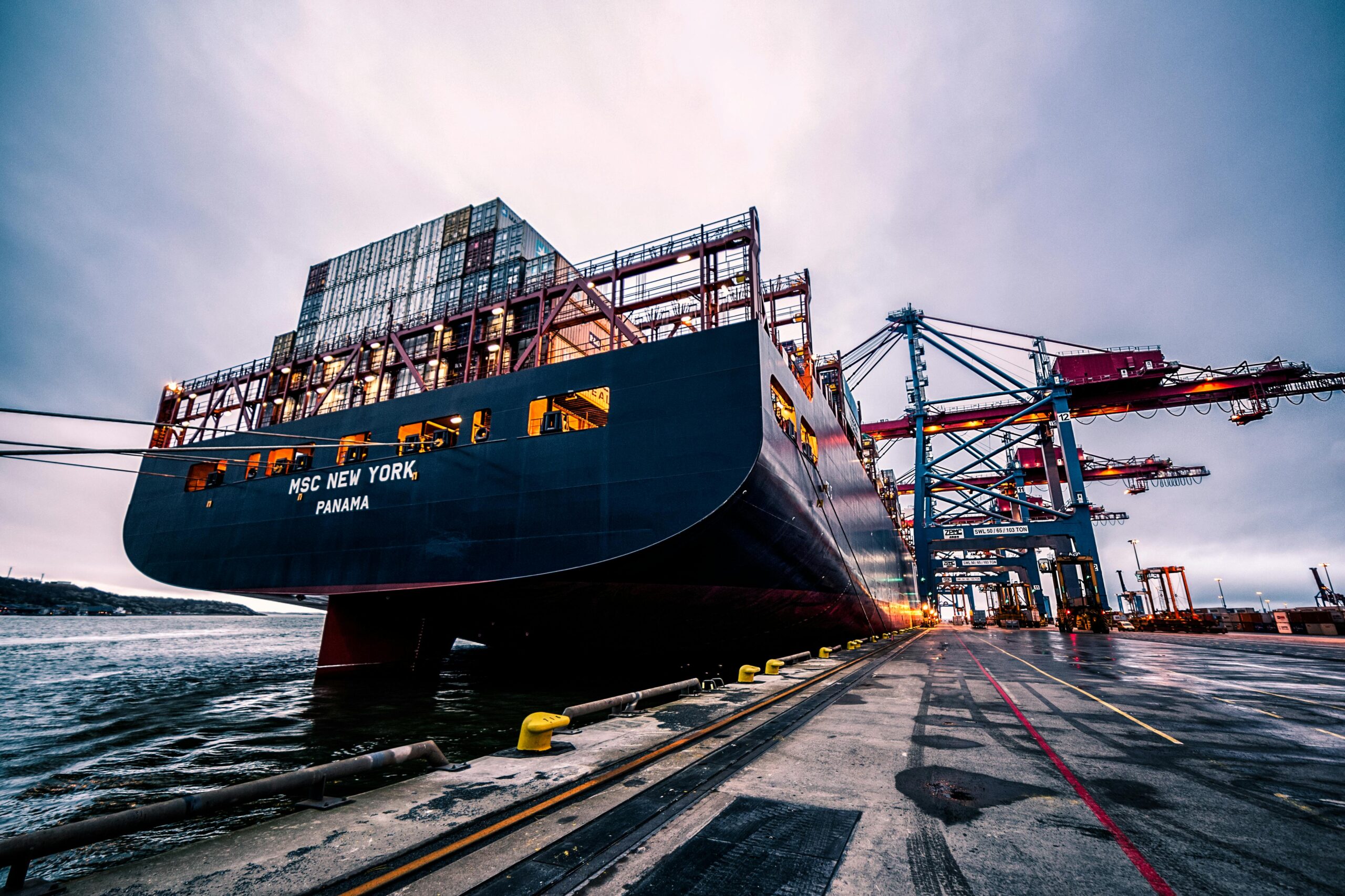 Which sectors would be the winners and losers in the US trade war?